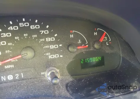 2006 Ford E-250 Commercial/Recreational from USA, damaged, VIN 1FTNE24W16HB08106